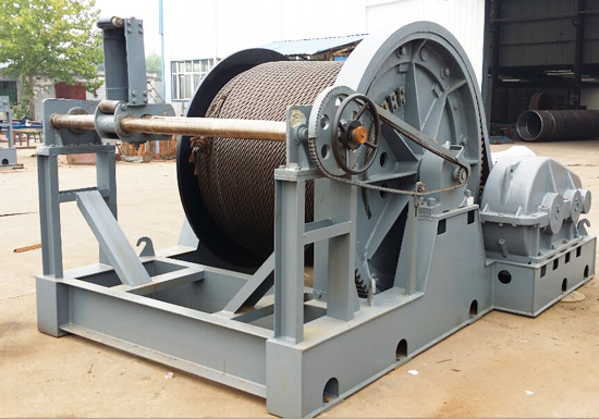 electric-winch-with-rope-guide electric-winch-with-rope-guide